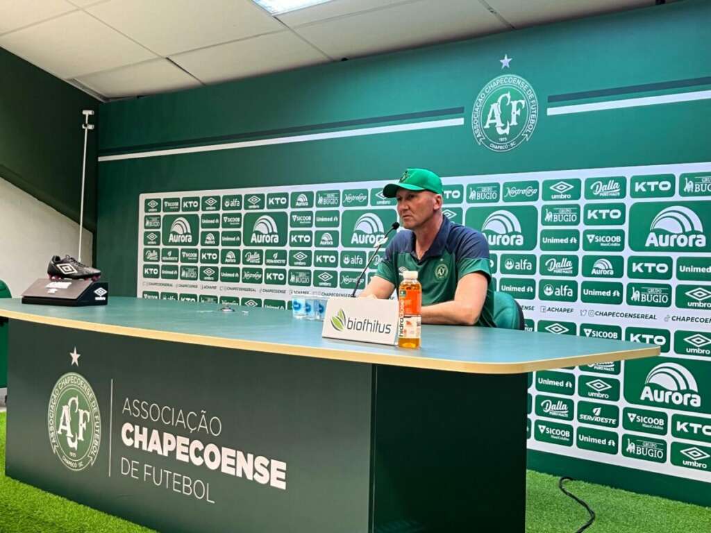 Chapecoense tenta acabar com série de derrotas na Série B, mas técnico avisa: ‘Adversário difícil’