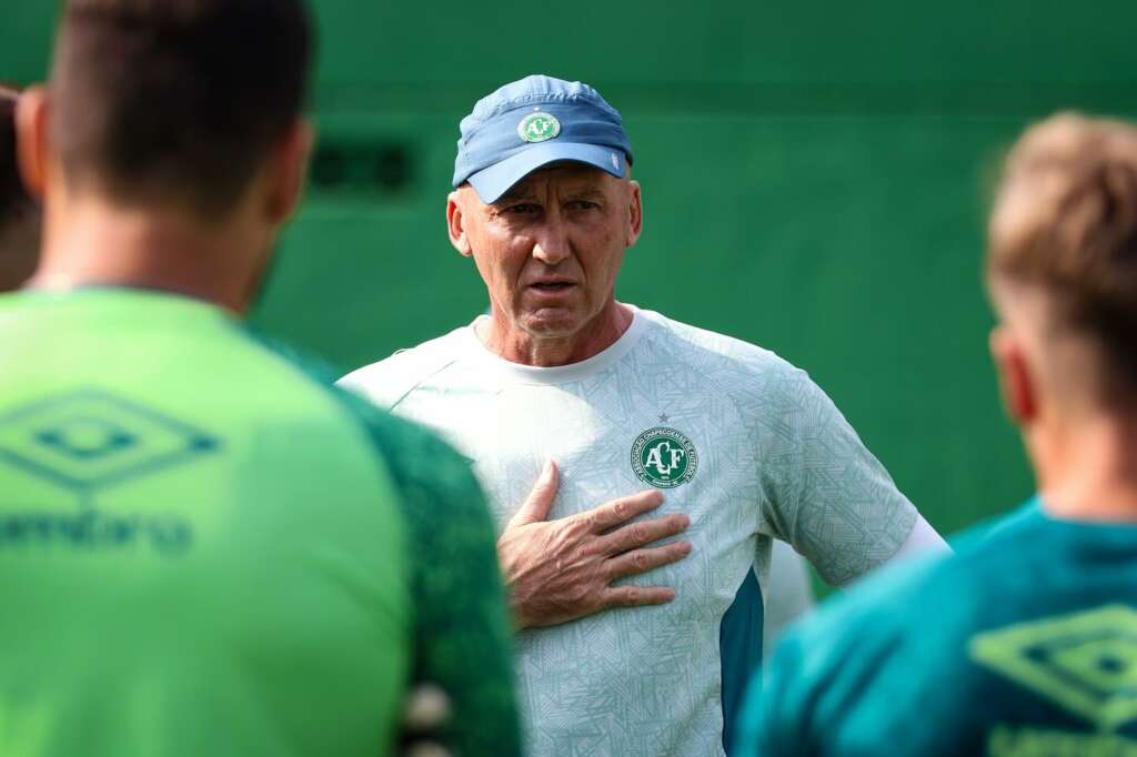 Operário-PR x Chapecoense – Verdão busca 3ª vitória seguida. Onde assistir e escalações!