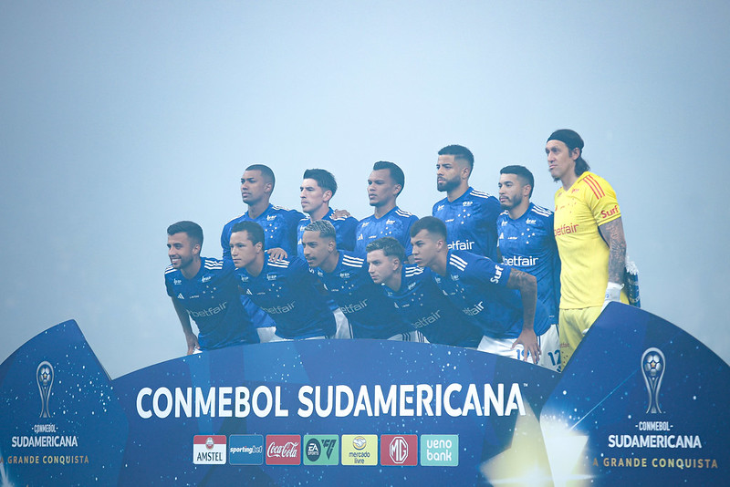 Cruzeiro decide vaga na final da Sul Americana