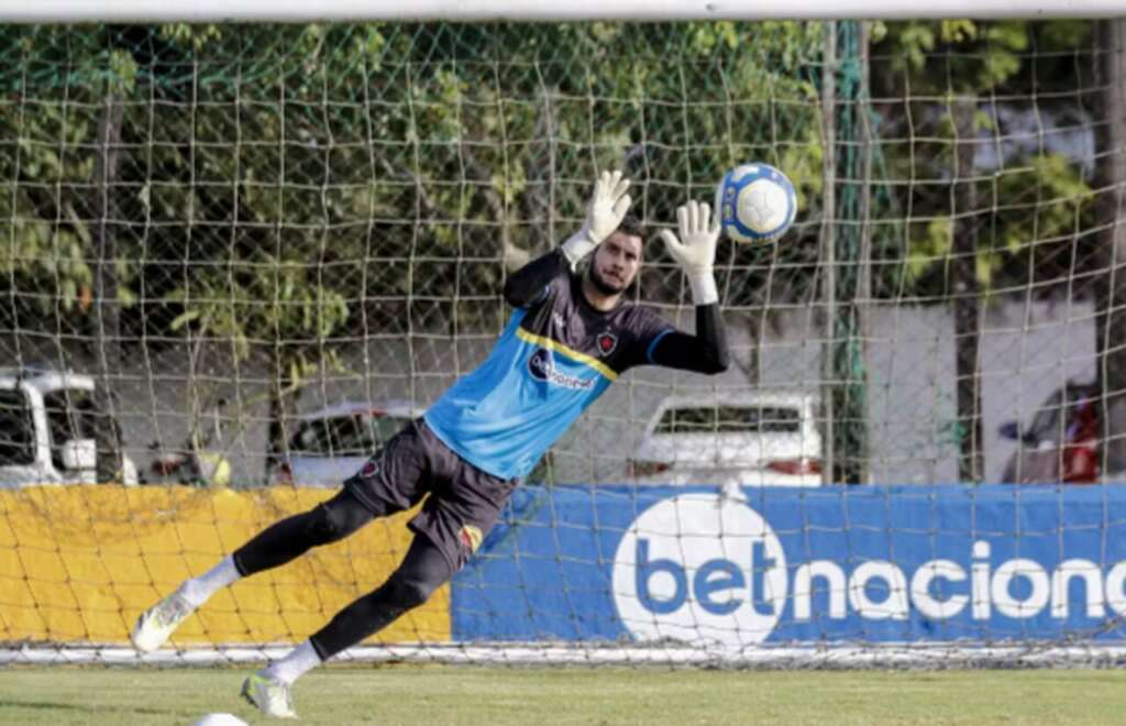 Série C: Piza lamenta saída polêmica do Botafogo-PB e Dalton também se despede do clube