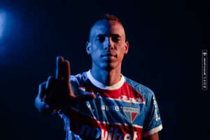 Ex-Palmeiras, atacante renova com Fortaleza até 2028: 'Vamos colher grandes frutos'