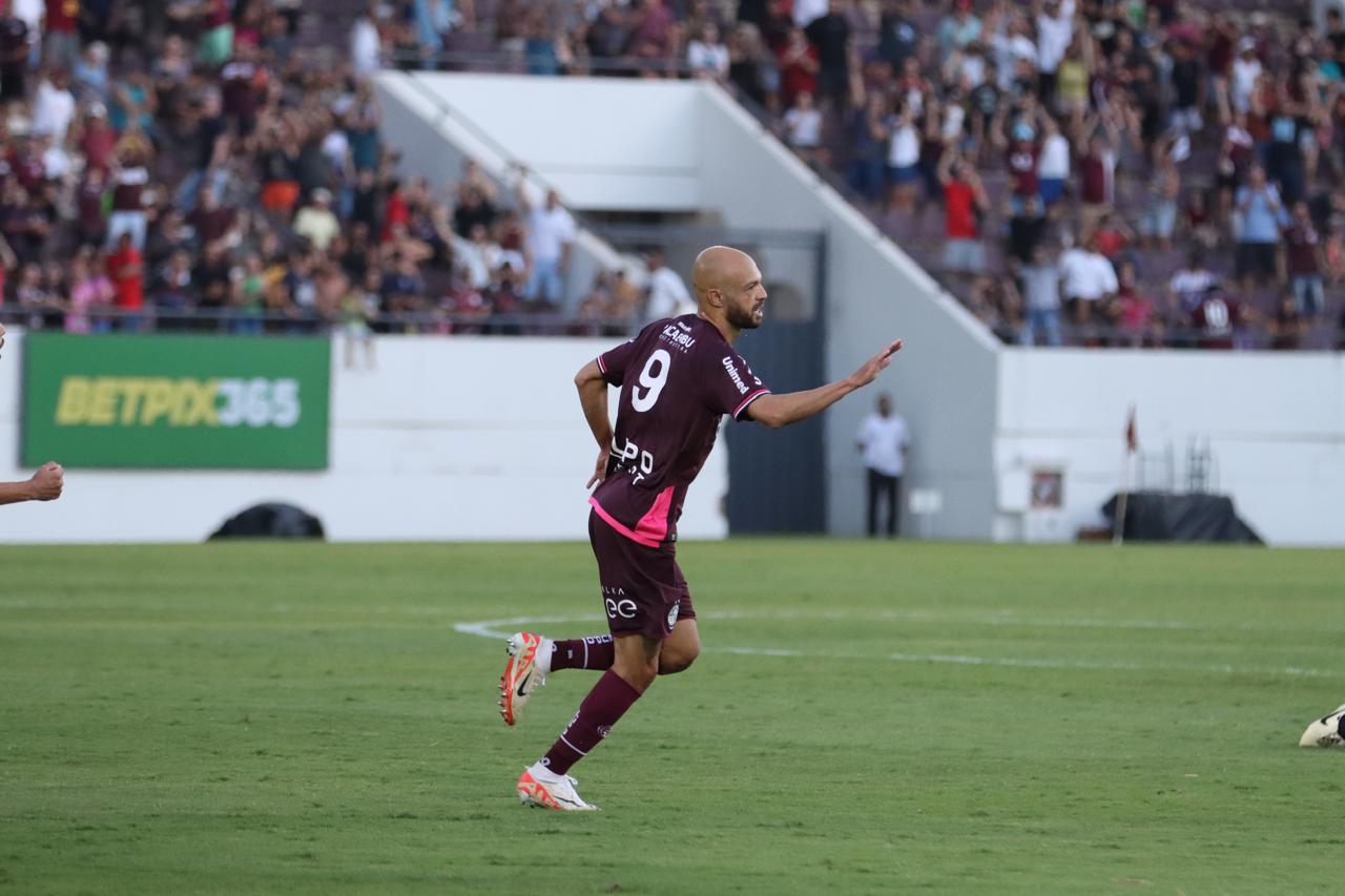 Ferroviaria bate Ypiranga e sobe a Serie B