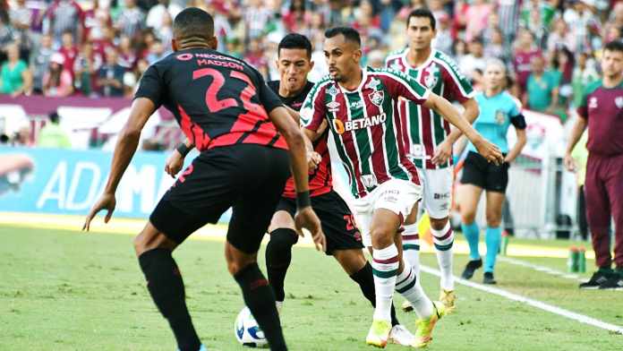 Fluminense e Athletico PR se enfrentam no Brasileirao