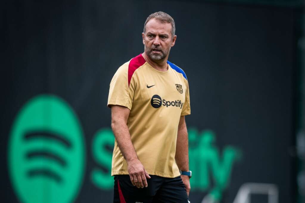 Flick pede para Barcelona esquecer passado ruim contra Bayern