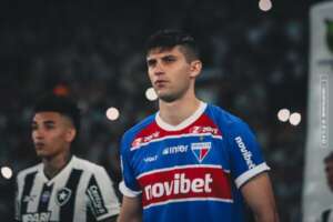Fortaleza comunica Coritiba interesse em comprar zagueiro Benjamín Kuscevic