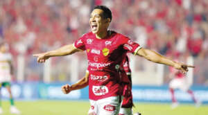 Série B: Vila Nova tem mais uma dúvida para duelo com o Coritiba