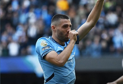 Manchester City bate Fulham no Campeonato Ingles