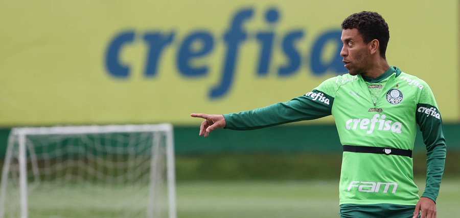 Marcos Rocha vê 4 times na briga do Brasileirão, mas planeja ‘alegria à torcida’ do Palmeiras