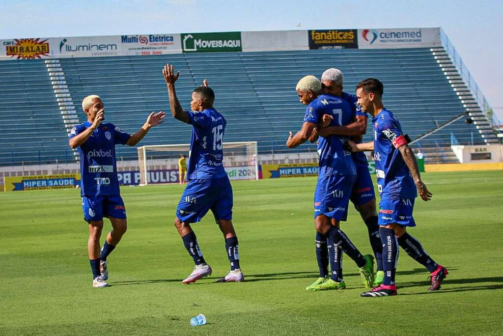 Monte Azul bate Votuporanguense nos penaltis e conquista a Copa Paulista 1