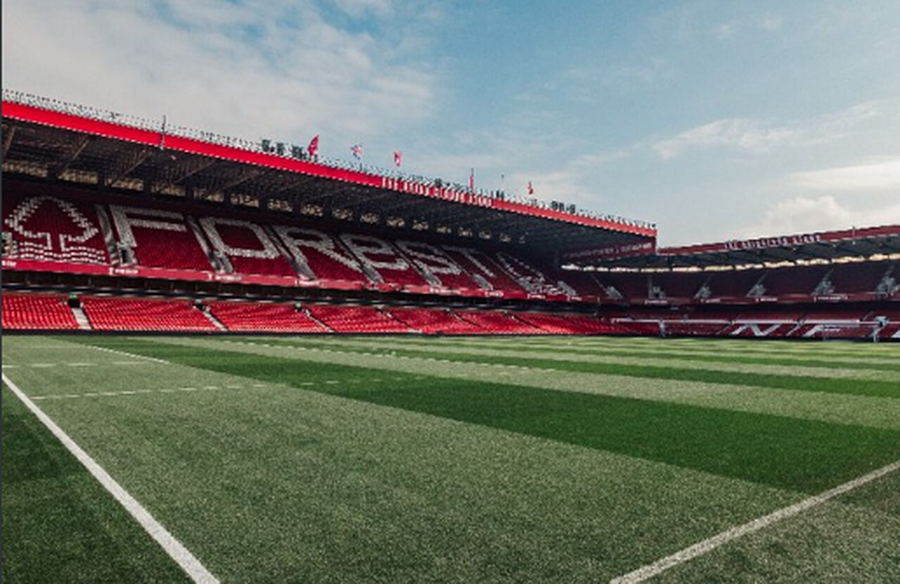 Inglês: Nottingham Forest leva multa de R$ 5,5 milhões por insinuações ao VAR