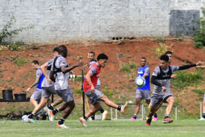 Dérbi 208: Ponte Preta abre semana com expectativa de retorno de Jeh e desfalque no meio