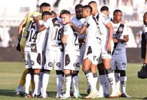 Blog do Ari - A Ponte Preta vai começar a sair deste bolo?