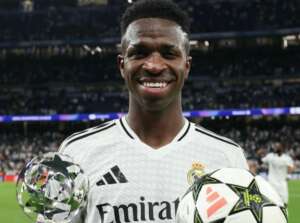 Bola de Ouro: Quem vota e como funciona a premiação?