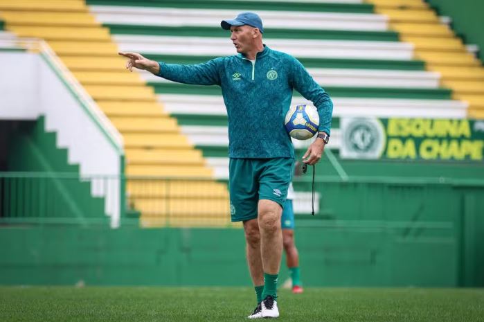 Técnico Gilmar Dal Pozzo, da Chapecoense