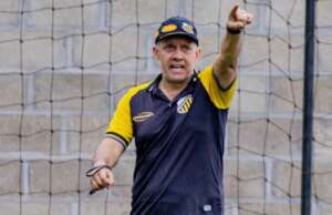 Com trio paulista, apenas 4 não trocaram de técnico na Série B