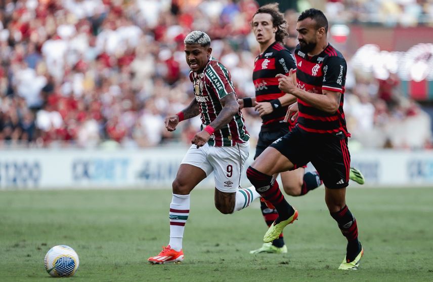 Flamengo x Fluminense: lance do primeiro turno