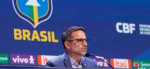 Futsal é exemplo para seleção brasileira de futebol, diz coordenador de seleções da CBF