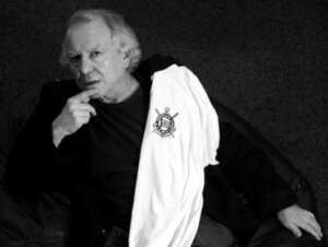 Washington Olivetto foi fundador da Democracia Corinthiana e recebeu homenagem da Gaviões