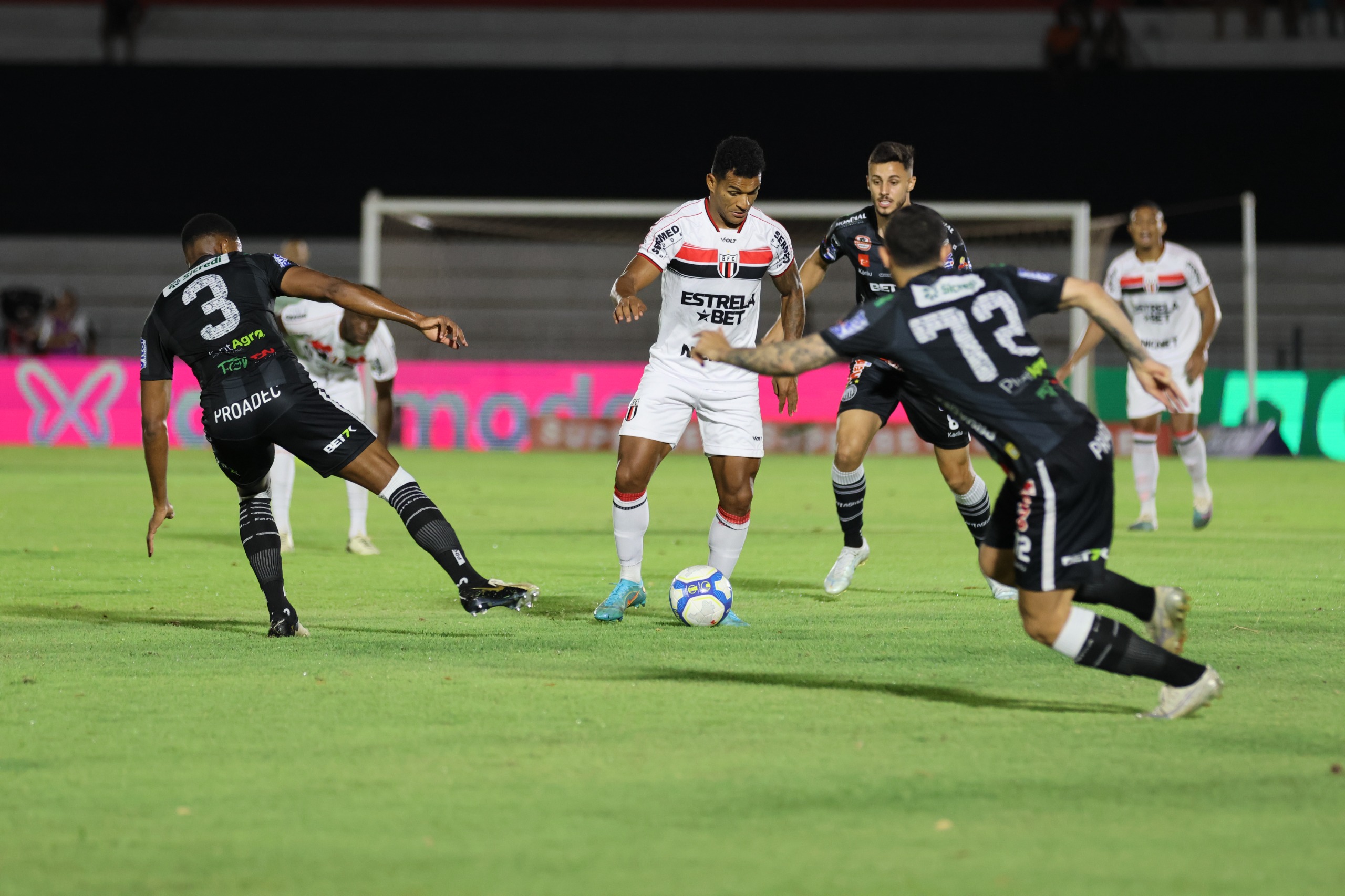 Botafogo empata com o Operário em Ribeirão Preto