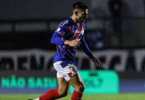 Volante reestreia pelo Bahia e pode se tornar 'peça-chave'
