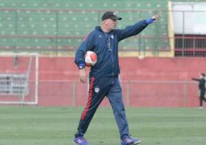 Alan Dotti deve permanecer na Portuguesa para o Paulistão após ótima campanha na Copa Paulista