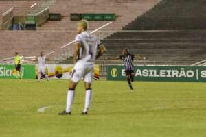 Botafogo-PB 3 x 0 Remo - Times se despedem da Série C