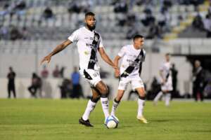 Dérbi 208: Zagueiro da Ponte Preta lamenta derrota para Guarani