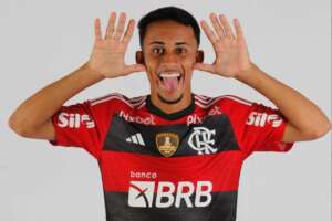 Quem é o jogador do Flamengo flagrado com amante na banheira de motel