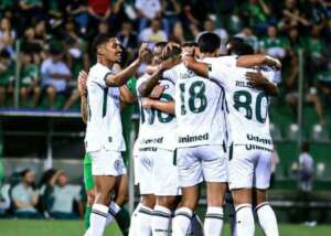 Goiás x Amazonas - Quem se aproxima do G4 da Série B?