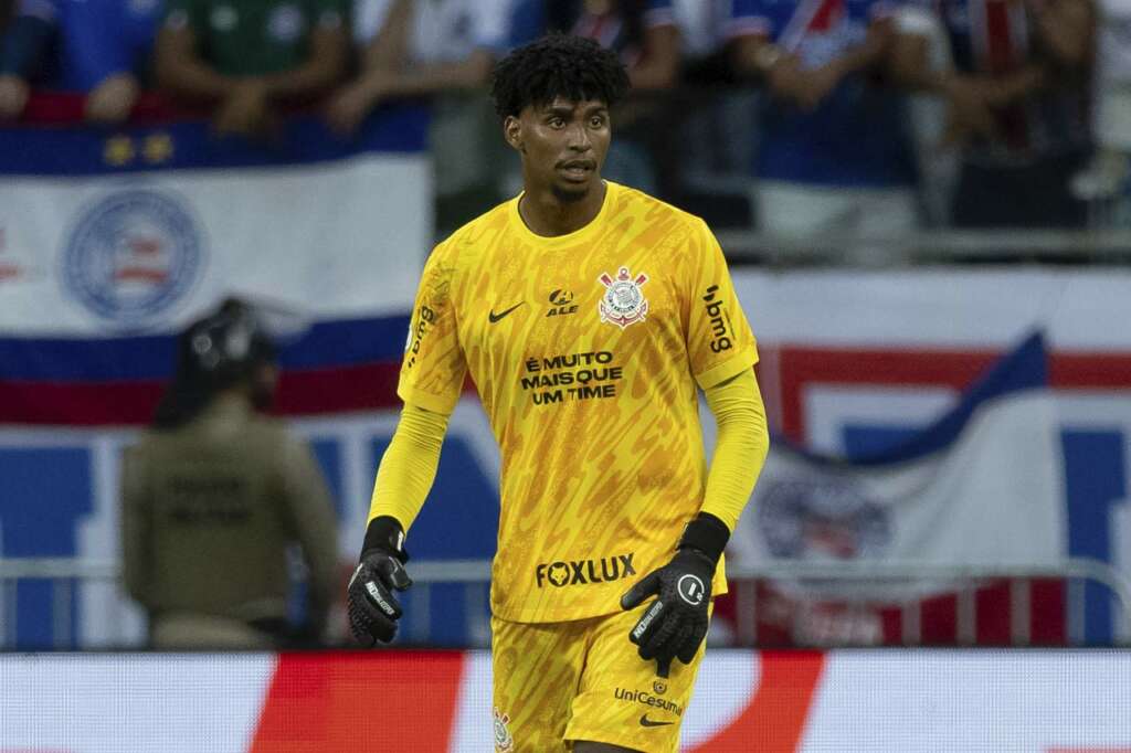 Hugo Souza não se abala com derrota e confia no Corinthians: ‘Demos uma aula de resiliência’