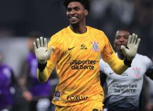 Quanto o Corinthians vai pagar ao Flamengo por Hugo Souza? Descubra!