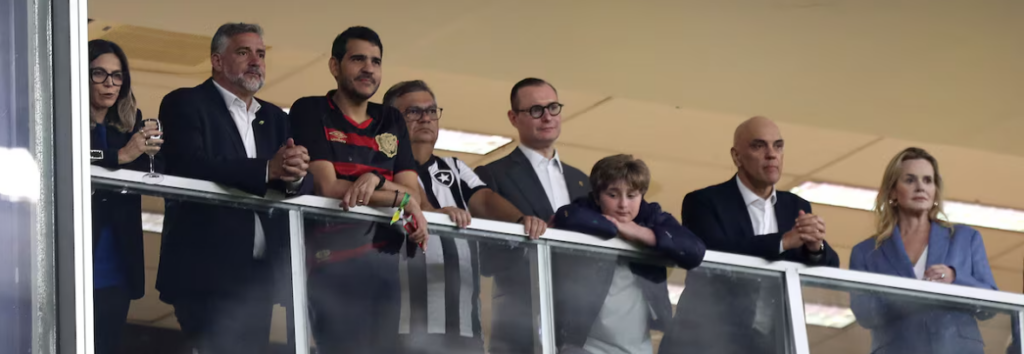 Moraes, Dino, Mendes e Zanin acompanham goleada da seleção em Brasília