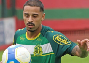 Atacante do Mirassol projeta confronto diante do CRB para seguir no G4