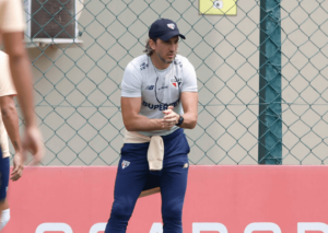 Zubeldía observa jovens e reservas em vitória do São Paulo sobre o EC São Bernardo