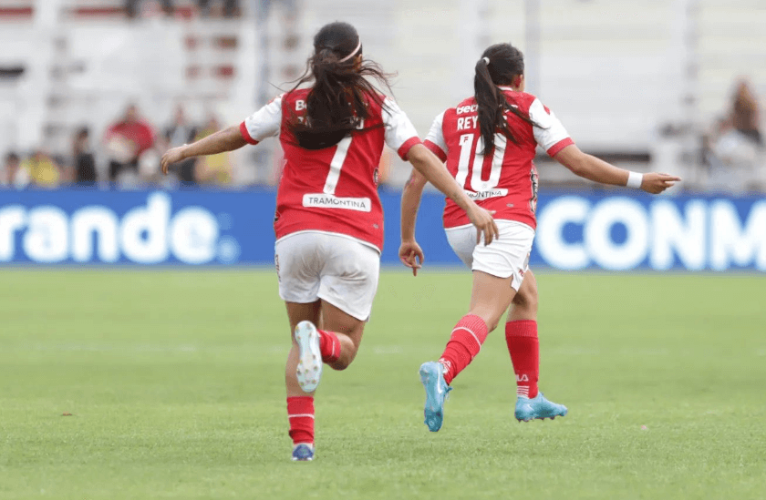 Santa Fe vai encarar Corinthians na decisão (Foto: Reprodução)