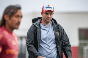 Vila Nova x Amazonas - Thiago Carvalho estreia mirando G-4