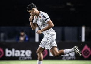 JP Chermont volta aos treinos e deve reforçar Santos diante do Ituano