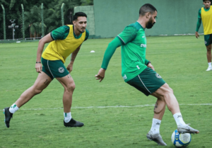 Goiás recebe Amazonas em confronto direto na Série B