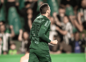 Zagueiro do Coritiba mira acesso após vitória contra CRB: 