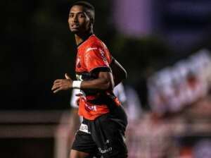 Neymar e Falcão apoiam atacante do Ituano que aplicou 'carretilha' contra o Guarani