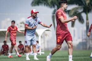 Série B: Vila Nova fará alterações no time para jogo contra o Mirassol