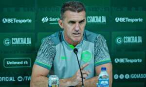 Técnico do Goiás ainda acredita no acesso: 