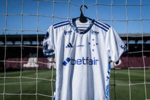 Cruzeiro fatura milhões e busca reforços de peso para 2025