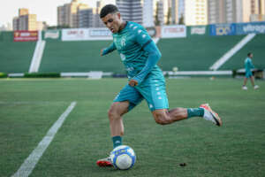 Guarani tem problemas para mais uma decisão pela permanência na Série B