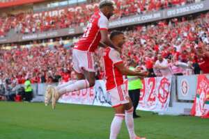 Inter celebra liderança do 2º turno do Brasileirão após calendário afetado por enchentes no RS