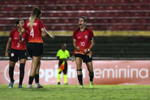 Com golaços e goleada, Copinha Feminina estreia em grande estilo