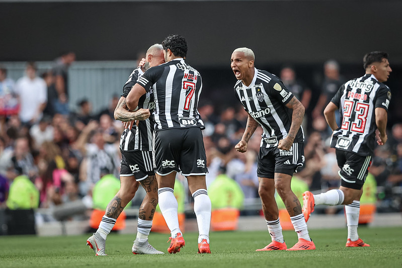 Rodrigo Battaglia lamentou a derrota do Atlético-MG por 3 a 1 para o Botafogo (Foto: Pedro Souza / Atlético)