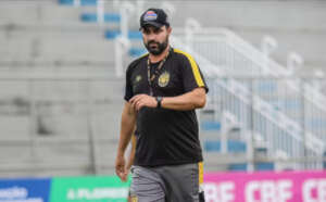 Amazonas rescinde com o treinador Rafael Lacerda e terá interino na Série B