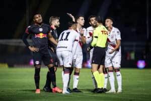 Atlético-GO x Red Bull Bragantino - Briga direta contra o rebaixamento