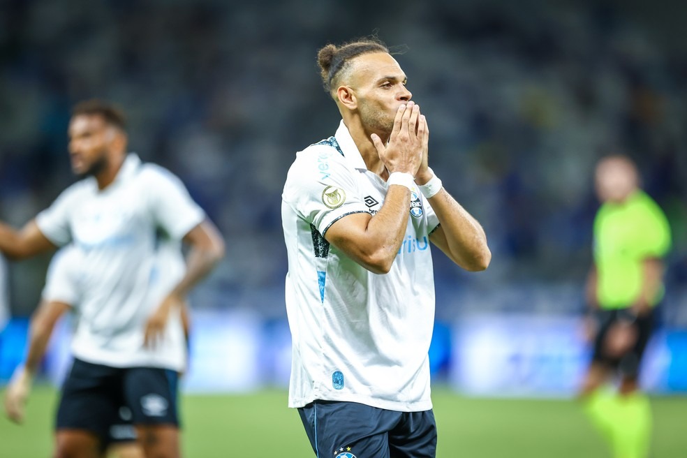 Sevilla inicia contato para ter Braithwaite em janeiro (Foto: Lucas Uebel / Grêmio FBPA)